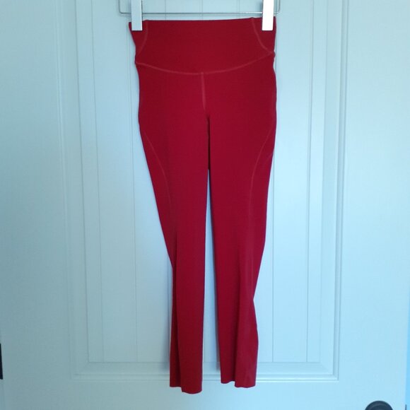 Lululemon Base Pace High-Rise Crop 23" in Dark Red Size 4 - Picture 2 of 11